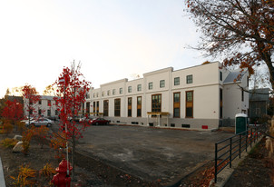 Walnut Place in Natick, MA - Building Photo