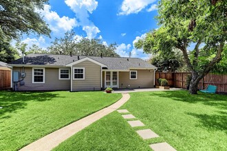 6634 Housman in Houston, TX - Building Photo - Building Photo