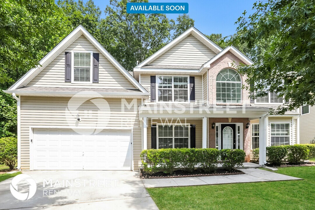 665 Lakeridge Ct in Covington, GA - Building Photo
