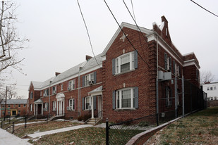 4000-4008 8th St NE Apartments