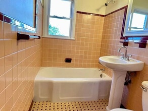 149 Maplewood Ave in Clifton, NJ - Building Photo - Building Photo