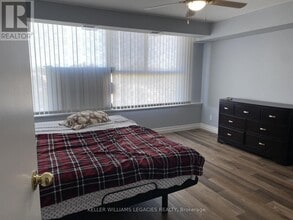 7 Gale Crescent in St Catharines, ON - Building Photo - Building Photo