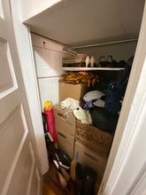 46 Orkney Rd, Unit 2 in Boston, MA - Foto de edificio - Building Photo