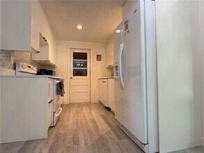 4876 Greenleaf Rd in Sarasota, FL - Building Photo - Building Photo