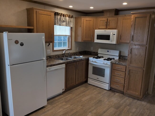 property at 35 Dudley Pl
