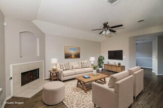 3309 Bentgate Ct in Denton, TX - Building Photo - Building Photo