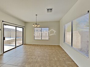 12733 W Rosewood Dr in El Mirage, AZ - Foto de edificio - Building Photo