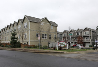 Menlo Gardens Apartments in Beaverton, OR - Building Photo - Building Photo