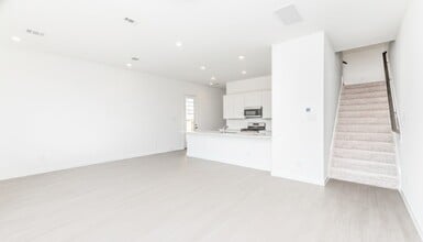 2206 Diagonal Ln in Houston, TX - Building Photo - Building Photo