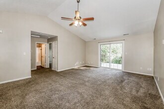 12659 Spurrington Way in Indianapolis, IN - Building Photo - Building Photo