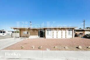 2800 E Webb Ave in North Las Vegas, NV - Building Photo