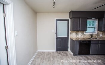 4416 43rd St in Lubbock, TX - Building Photo - Building Photo