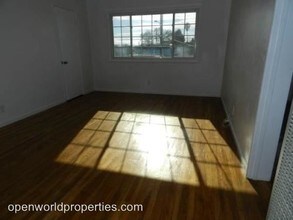 4300 Market St in Oakland, CA - Building Photo - Building Photo