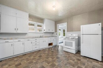 457 E 100 S St in Provo, UT - Building Photo - Building Photo