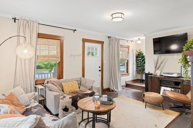 4465 Pennsylvania Ave in Kansas City, MO - Building Photo - Building Photo