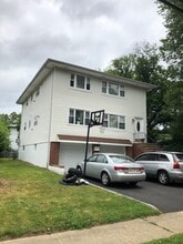 57 Forrest St, Unit 3BR specious apartment with garage in Metuchen, NJ - Building Photo - Building Photo