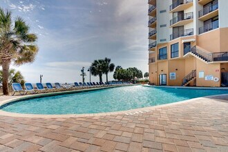 2710 N Ocean Blvd in Myrtle Beach, SC - Building Photo - Building Photo