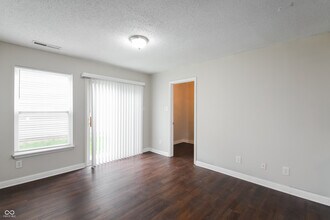 12668 Courage Crossing in Fishers, IN - Building Photo - Building Photo