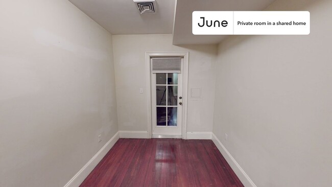 Private bedroom in 5 bed/2 bath Home in Boston, MA - Building Photo - Building Photo