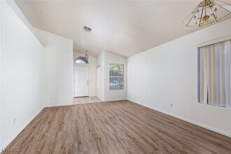8109 Defiance Ave in Las Vegas, NV - Building Photo - Building Photo