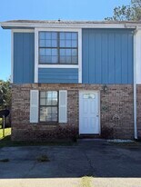 412 N Sea Ln NW in Fort Walton Beach, FL - Building Photo