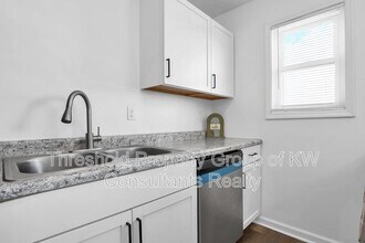 3672-3678 Arnelle Rd in Columbus, OH - Building Photo - Building Photo