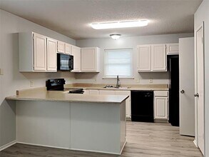 1208 Witherspoon St in Cedar Hill, TX - Building Photo - Building Photo
