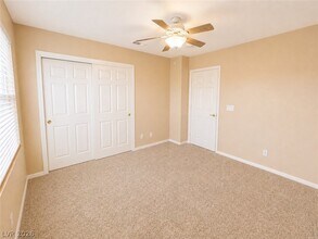 871 Beartooth Falls Ct in Henderson, NV - Building Photo - Building Photo