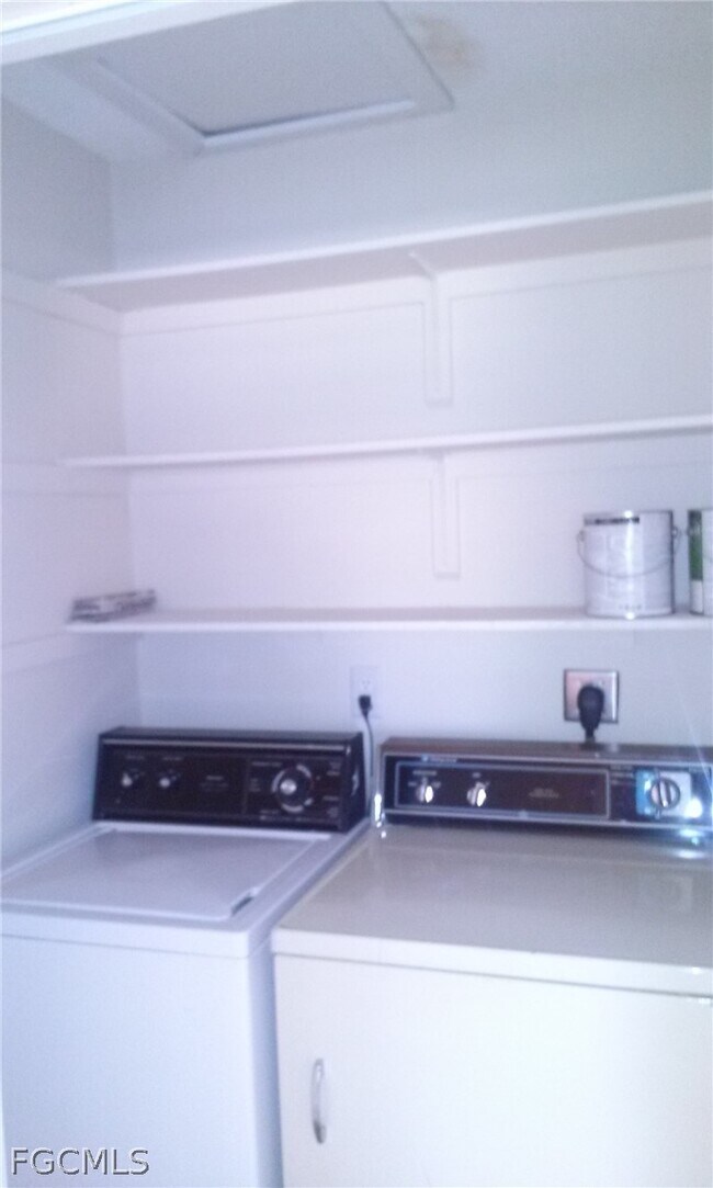 6182 Principia Dr in Ft. Myers, FL - Building Photo - Building Photo