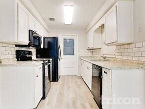 2659 Pinewood Blvd E in Middleburg, FL - Building Photo - Building Photo