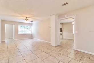 4710 5th St in Zephyrhills, FL - Building Photo - Building Photo