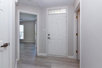 7205 Preakness Stakes Ln in Charlotte, NC - Building Photo - Building Photo