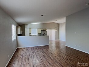 8812 N Ceuta St in Las Vegas, NV - Building Photo - Building Photo