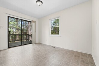 121 Gregory Dr in Cary, NC - Building Photo - Building Photo