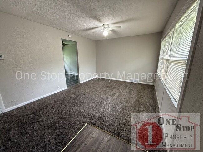 11411 Delmar Cir in Kansas City, MO - Building Photo - Building Photo