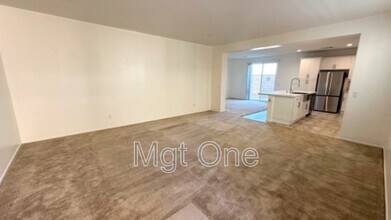 124 Citron Ct in Perris, CA - Foto de edificio - Building Photo