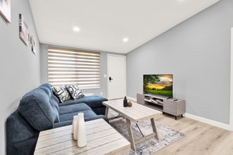 6 Roanoke Ln, Unit 124 in Rochester Hills, MI - Building Photo - Building Photo