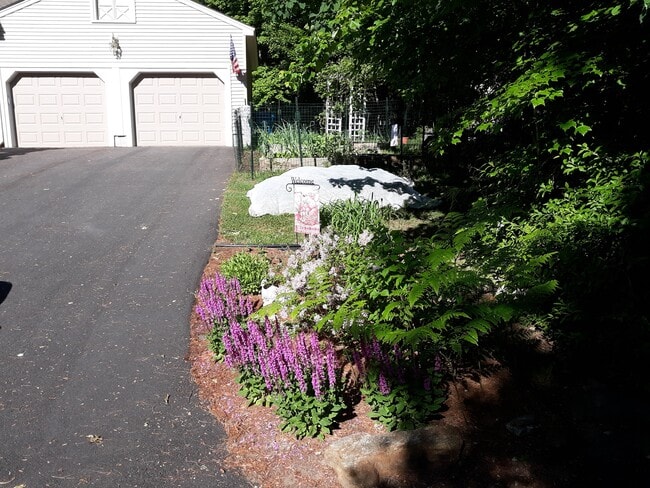 property at 2 Deborah Rd