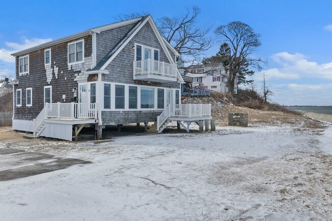 18 Bayswater Rd in Quincy, MA - Building Photo - Building Photo