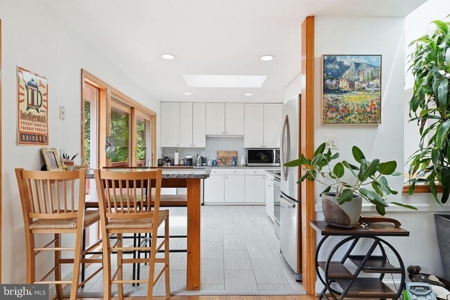 property at 1476 Waggaman Cir