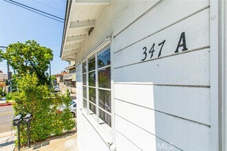 347 W Dryden St-Unit -A in Glendale, CA - Building Photo - Building Photo