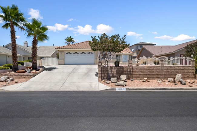 13200 Alta Vista Dr in Victorville, CA - Building Photo - Building Photo