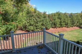 10 Manahan St in Chelmsford, MA - Building Photo - Building Photo