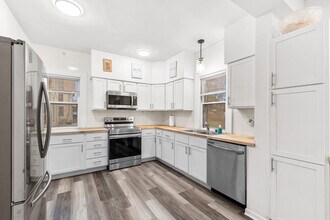 1136 Fond Du Lac Ave in Kewaskum, WI - Building Photo - Building Photo