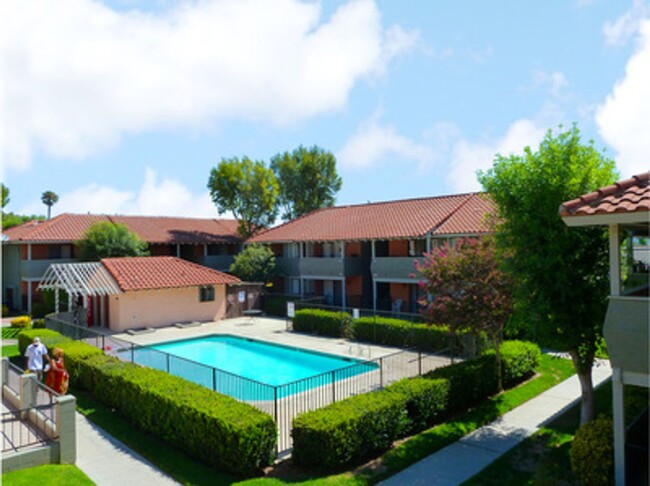 Cambria Villa Apartments