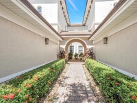 10020 Valiant Ct in Miromar Lakes, FL - Foto de edificio - Building Photo