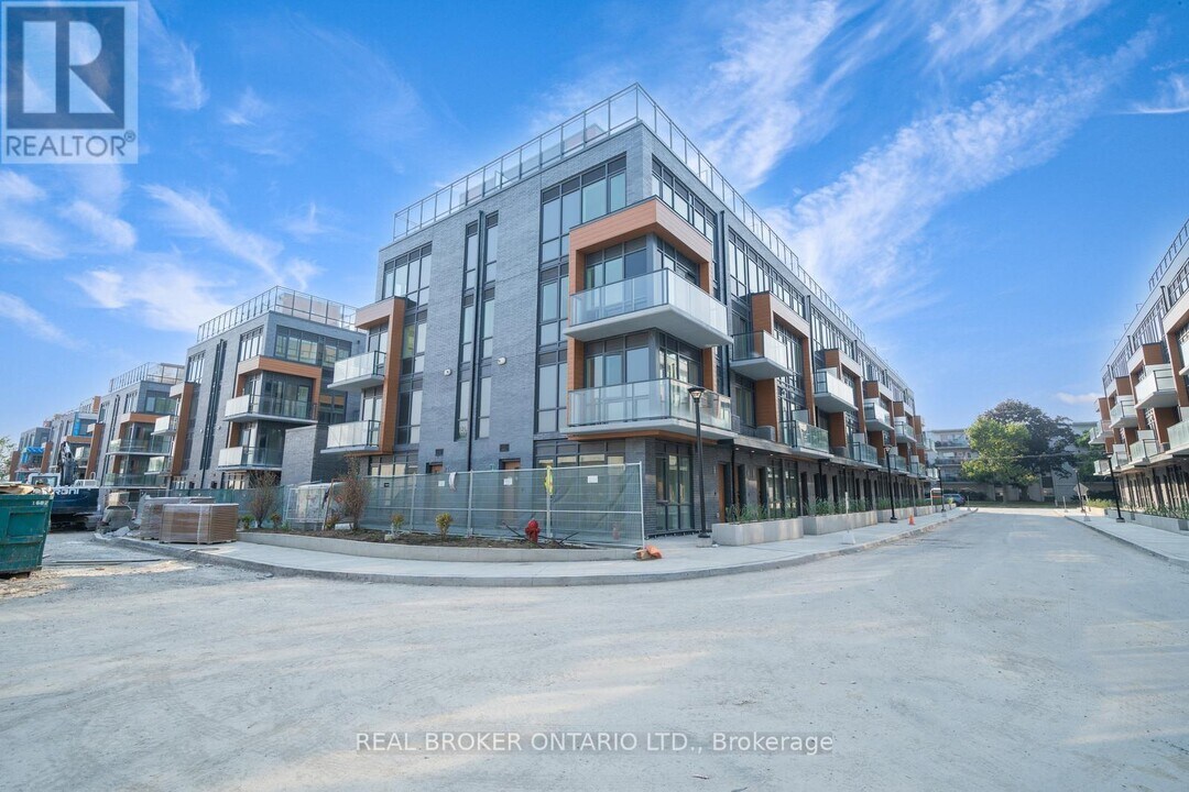 67 Curlew Dr in Toronto, ON - Building Photo