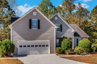 455 Trelawney Cir in Covington, GA - Building Photo - Building Photo