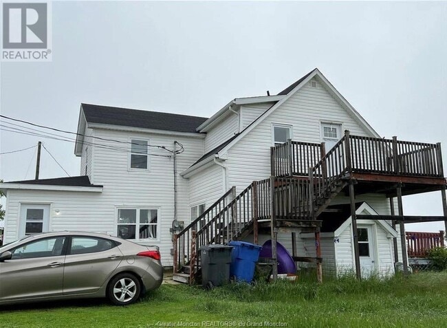 property at 697 Eudistes Ln