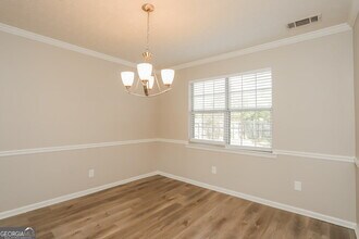 2057 Wedgewood Dr in Stone Mountain, GA - Building Photo - Building Photo